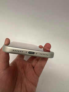 iPhone 17 Pro Max 256GB (4 foto / 5)