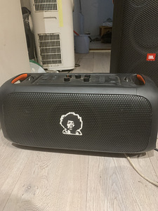 Продам JBL Party box one the go (1 фото из 2)