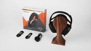 SteelSeries Arctis 7 (2019 Edition) - must / WRL (1 foto / 7)