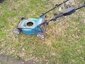 Muruniiduk Makita PLM4612 ilma mootorita, varuosadeks (4 foto / 5)