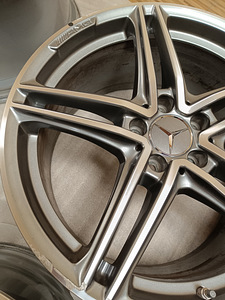 Mersedes Benz AMG (2 foto / 3)
