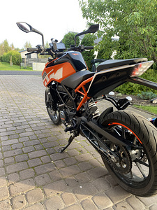 Продается в хорошем состоянии KTM DUKE 125 (7 фото из 10)