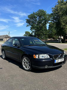 Volvo S60 2.4 D5 136KW Facelift Summum (Reg.Tasu) (3 foto / 11)
