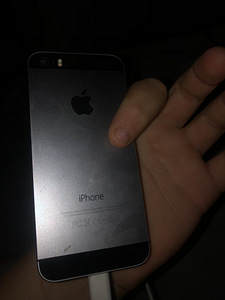 iPhone 5s restaureerimiseks (2 foto / 3)