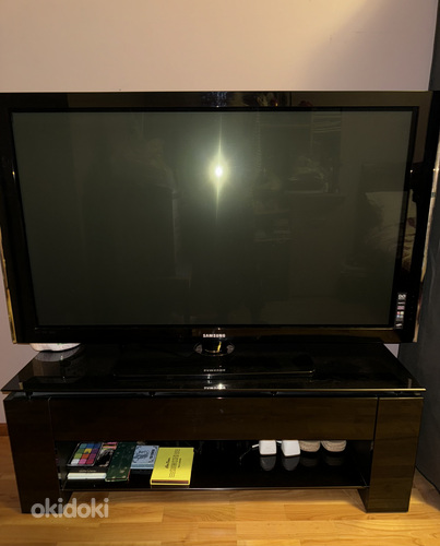 Samsung TV телевизор и подставка под него (фото #2)