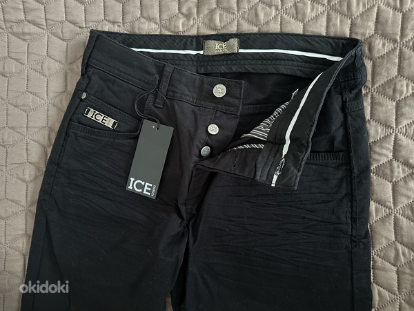 Новые джинсы ICEBERG, оригинал, чёрный цвет size 30 (фото #1)