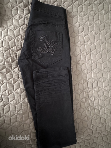 Новые джинсы ICEBERG, оригинал, чёрный цвет size 30 (фото #6)