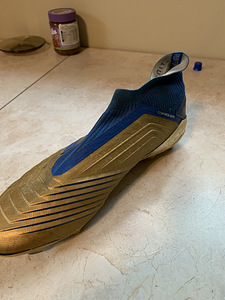 Adidas Predator (5 фото из 9)