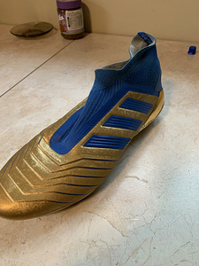 Adidas Predator (6 фото из 9)