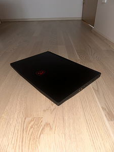 MSI GF63 Thin 11UC RTX 3050 Laptop (2 foto / 3)