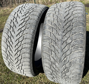 Продаются шины Nokian Hakkapeliita3 245 40 R20 99T (3 фото из 4)