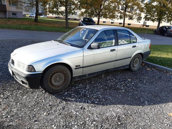 BMW 316 E36 (фото #4)