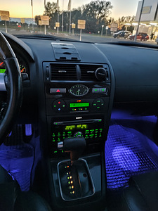 Ford Mondeo Ghia (4 foto / 12)