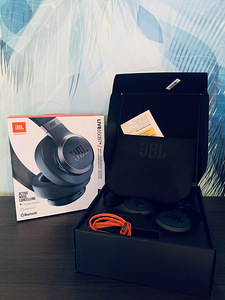 Kõrvaklapid JBL LIVE650BTNC (1 foto / 3)
