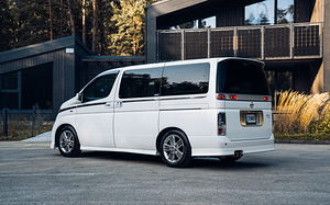 Nissan Elgrand XL Rider Autech (5 foto / 15)
