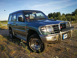 1998 Mitsubishi Pajero Wagon 2.8tdi (1 foto / 13)