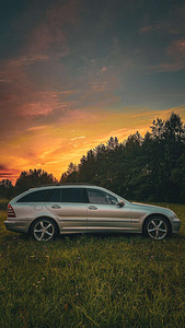 Продается mercedes-benz c320 (6 фото из 11)