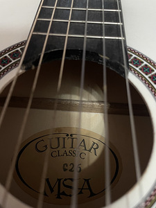 Guitar Classic (2 foto / 3)
