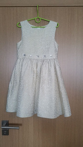 Платье для девочки р - р 140 cm