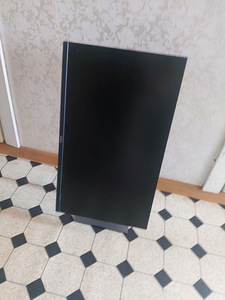 Delli monitor (2 foto / 3)