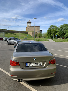 BMW 530xi Facelift 3.0 200kW (4 foto / 13)