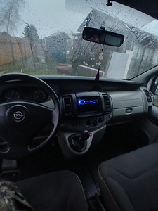 Opel Vivaro 2.5, 107kw (4 foto / 7)