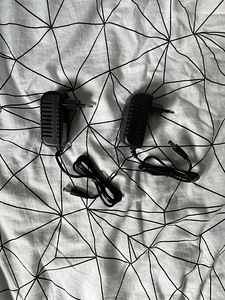 Uued adapterid 5V 3A, 12V 2A (1 foto / 1)