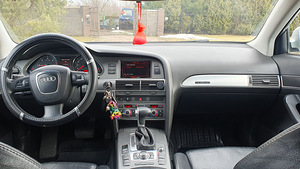 Audi A6 C6 3.0TDi V6 165kW (9 foto / 15)
