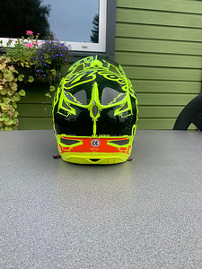 Troy Lee Designs D3 Fiberlite (3 foto / 5)