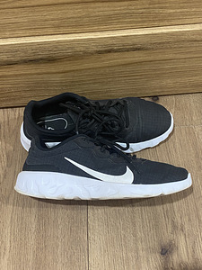 Кроссовки Nike размер 37