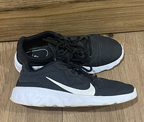 Кроссовки Nike размер 37