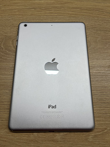 Apple iPad mini 2 16GB WiFi,hall (2 foto / 3)