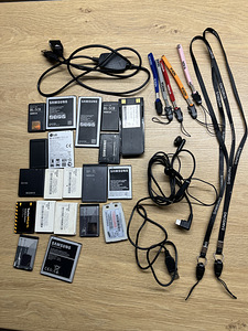 Vana Mobiiltelefonid 29tk (3 foto / 3)
