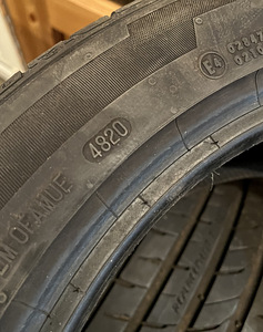 Летние шины 245/45 R17 (7 фото из 8)