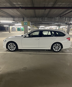 BMW 318d Luxury Line 2017 (6 foto / 8)
