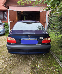 Toyota Avensis 1.6 , 81 kW, 2003 (12 foto / 14)