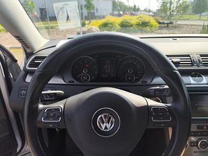 Volkswagen Passat (3 foto / 14)