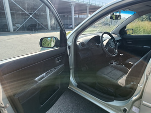 Mazda 2 автомат, 177тыс. пробег (8 фото из 13)