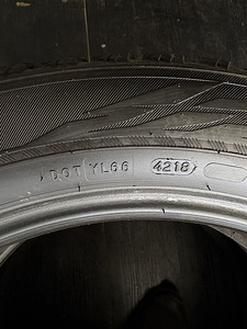 Nokian Hakkapelitta R3 SUV 235/50 R19 (9 foto / 9)