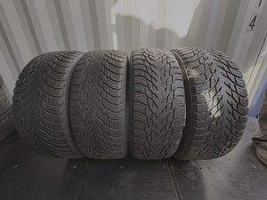 Nokian Hakkapelitta R3 SUV 235/50 R19 (1 foto / 9)
