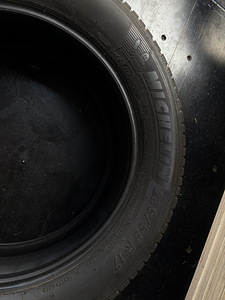 Michelin CrossClimate SUV 235/55 R17 (6 foto / 7)