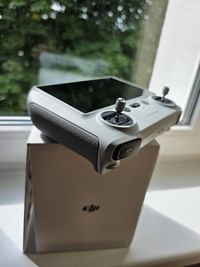 DJI RC (juhtpult). Uus, garantiiga (3 foto / 5)