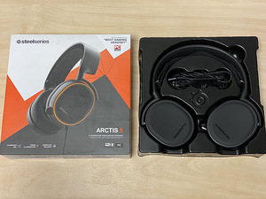 Steelseries Arctis 5 (2 фото из 3)