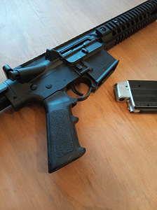 Crosman DPMS CO2 õhupüss, full auto (2 foto / 6)