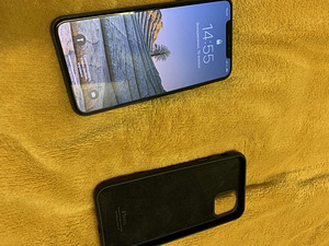 Продам IPhone 11 Pro Max 256gb (3 фото из 3)