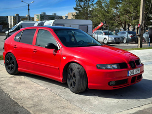 Seat Leon 1.9 tdi 2000 (3 foto / 11)