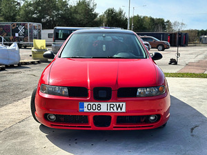 Seat Leon 1.9 tdi 2000 (2 foto / 11)