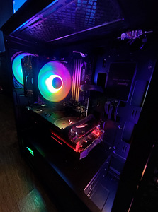 I7 @ 4.4GHZ / RX 5700 8GB / 16GB RAM / SSD / WIN 10 (4 foto / 6)