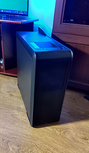 I7 @ 4.6ghz / GTX 1070 / 16 GB RAM / SSD + HDD / WIN 10 (1 foto / 8)