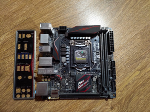 Asus Z170i Pro Gaming / Mini ITX (Kõige väiksem Z seeria) (1 foto / 2)